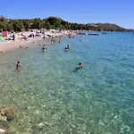 Apartman Ivan 4+2 Pakostane