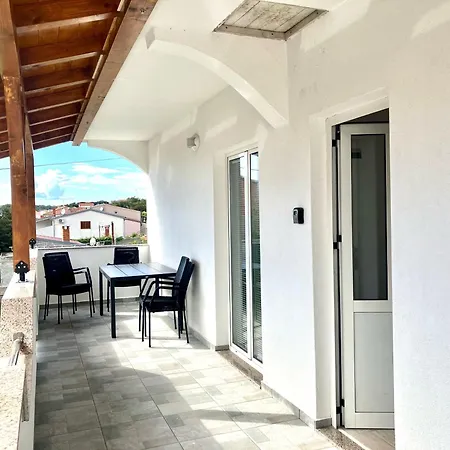 Ivan 4+2 파코스탄