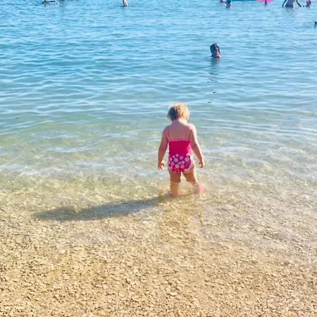 Ivan 4+2 アパート *